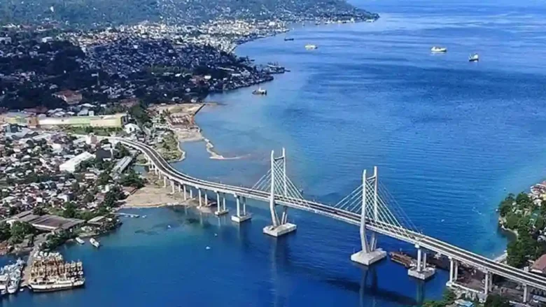 Kota Samarinda, Profil Kota Samarinda, Sejarah Kota Samarinda, Ibu Kota Kalimantan Timur, Populasi Kota Samarinda, Peta Kota Samarinda, Kota Samarinda di Pulau Kalimantan, Kota Samarinda dalam angka, Kota Samarinda dalam statistik, Jembatan Mahakam, Jembatan Achmad Amins, Jembatan Mahakam Ulu, Jalan Tol Balikpapan–Samarinda, Bandara Internasional Aji Pangeran Tumenggung Pranoto, Terowongan Selili Samarinda, Pembangunan infrastruktur Samarinda, Proyek infrastruktur Samarinda, Transportasi umum Samarinda, Aksesibilitas Samarinda, Wisata alam Samarinda, Wisata budaya Samarinda, Tempat wisata di Samarinda, Taman Samarendah, Taman Cerdas Samarinda, Museum Samarinda, Kuliner khas Samarinda, Amplang Samarinda, Sarung Samarinda, Festival budaya Samarinda (Samarinda), Berita Kota Samarinda, Info Kota Samarinda, Update Kota Samarinda, Pemerintah Kota Samarinda, Agenda Kota Samarinda, Kebijakan Pemkot Samarinda, Isu lokal Kota Samarinda, Berita terkini Samarinda, Kegiatan Pemkot Samarinda, Pembangunan Kota Samarinda, Pemilu Kota Samarinda, Pilwali Samarinda, Pemilihan Wali Kota Samarinda, Andi Harun Wali Kota Samarinda, Saefuddin Zuhri Wakil Wali Kota Samarinda, Partai politik di Samarinda, Kampanye politik Samarinda, Politik lokal Samarinda, Kandidat Wali Kota Samarinda, Berita Kota Samarinda, Info Samarinda, Update Samarinda, Pemerintah Kota Samarinda, Berita terkini Samarinda, Kabar Samarinda, Samarinda hari ini