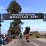 Kota Samarinda, Profil Kota Samarinda, Sejarah Kota Samarinda, Ibu Kota Kalimantan Timur, Populasi Kota Samarinda, Peta Kota Samarinda, Kota Samarinda di Pulau Kalimantan, Kota Samarinda dalam angka, Kota Samarinda dalam statistik, Jembatan Mahakam, Jembatan Achmad Amins, Jembatan Mahakam Ulu, Jalan Tol Balikpapan–Samarinda, Bandara Internasional Aji Pangeran Tumenggung Pranoto, Terowongan Selili Samarinda, Pembangunan infrastruktur Samarinda, Proyek infrastruktur Samarinda, Transportasi umum Samarinda, Aksesibilitas Samarinda, Wisata alam Samarinda, Wisata budaya Samarinda, Tempat wisata di Samarinda, Taman Samarendah, Taman Cerdas Samarinda, Museum Samarinda, Kuliner khas Samarinda, Amplang Samarinda, Sarung Samarinda, Festival budaya Samarinda (Samarinda), Berita Kota Samarinda, Info Kota Samarinda, Update Kota Samarinda, Pemerintah Kota Samarinda, Agenda Kota Samarinda, Kebijakan Pemkot Samarinda, Isu lokal Kota Samarinda, Berita terkini Samarinda, Kegiatan Pemkot Samarinda, Pembangunan Kota Samarinda, Pemilu Kota Samarinda, Pilwali Samarinda, Pemilihan Wali Kota Samarinda, Andi Harun Wali Kota Samarinda, Saefuddin Zuhri Wakil Wali Kota Samarinda, Partai politik di Samarinda, Kampanye politik Samarinda, Politik lokal Samarinda, Kandidat Wali Kota Samarinda, Berita Kota Samarinda, Info Samarinda, Update Samarinda, Pemerintah Kota Samarinda, Berita terkini Samarinda, Kabar Samarinda, Samarinda hari ini