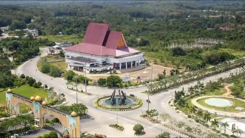 Kota Samarinda, Profil Kota Samarinda, Sejarah Kota Samarinda, Ibu Kota Kalimantan Timur, Populasi Kota Samarinda, Peta Kota Samarinda, Kota Samarinda di Pulau Kalimantan, Kota Samarinda dalam angka, Kota Samarinda dalam statistik, Jembatan Mahakam, Jembatan Achmad Amins, Jembatan Mahakam Ulu, Jalan Tol Balikpapan–Samarinda, Bandara Internasional Aji Pangeran Tumenggung Pranoto, Terowongan Selili Samarinda, Pembangunan infrastruktur Samarinda, Proyek infrastruktur Samarinda, Transportasi umum Samarinda, Aksesibilitas Samarinda, Wisata alam Samarinda, Wisata budaya Samarinda, Tempat wisata di Samarinda, Taman Samarendah, Taman Cerdas Samarinda, Museum Samarinda, Kuliner khas Samarinda, Amplang Samarinda, Sarung Samarinda, Festival budaya Samarinda (Samarinda), Berita Kota Samarinda, Info Kota Samarinda, Update Kota Samarinda, Pemerintah Kota Samarinda, Agenda Kota Samarinda, Kebijakan Pemkot Samarinda, Isu lokal Kota Samarinda, Berita terkini Samarinda, Kegiatan Pemkot Samarinda, Pembangunan Kota Samarinda, Pemilu Kota Samarinda, Pilwali Samarinda, Pemilihan Wali Kota Samarinda, Andi Harun Wali Kota Samarinda, Saefuddin Zuhri Wakil Wali Kota Samarinda, Partai politik di Samarinda, Kampanye politik Samarinda, Politik lokal Samarinda, Kandidat Wali Kota Samarinda, Berita Kota Samarinda, Info Samarinda, Update Samarinda, Pemerintah Kota Samarinda, Berita terkini Samarinda, Kabar Samarinda, Samarinda hari ini