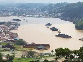 Kota Samarinda Panduan Wisata Sungai Mahakam Ikon Kota Samarinda