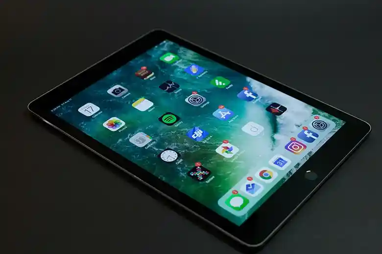 Kota Samarinda Perbandingan Tablet Android dan iPad Mana yang Lebih Cocok untuk Produktivitas